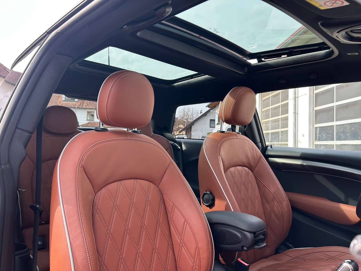 Mini Electric Yours Cooper SE - 2022 - Joinsteer - #23