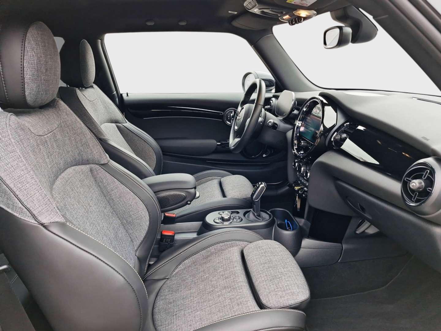 Mini Electric Classic Cooper SE - 2023 - Joinsteer - #11