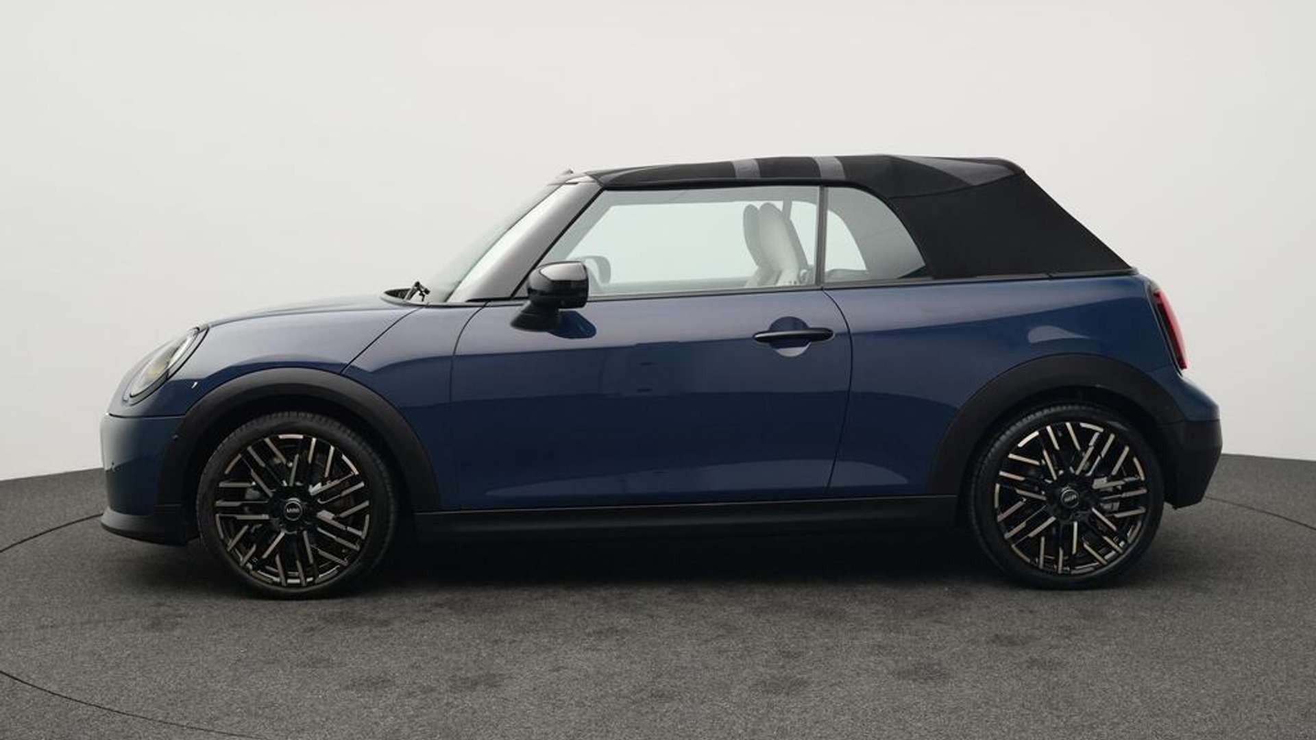 Mini Cabrio Favoured Cooper S - 2025 - Joinsteer - #2