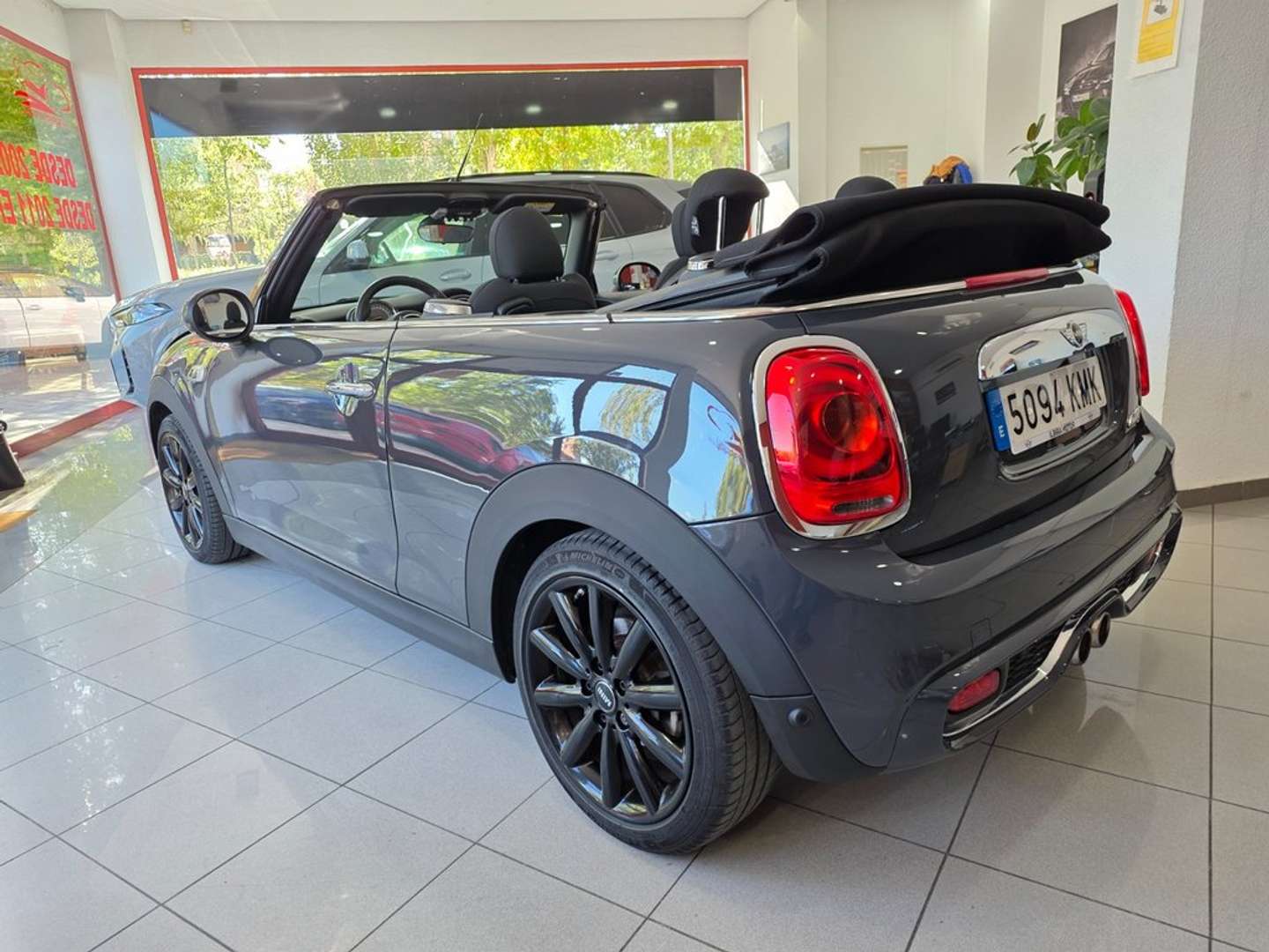 Mini Cabrio Cooper S - 2018 - Joinsteer - #4