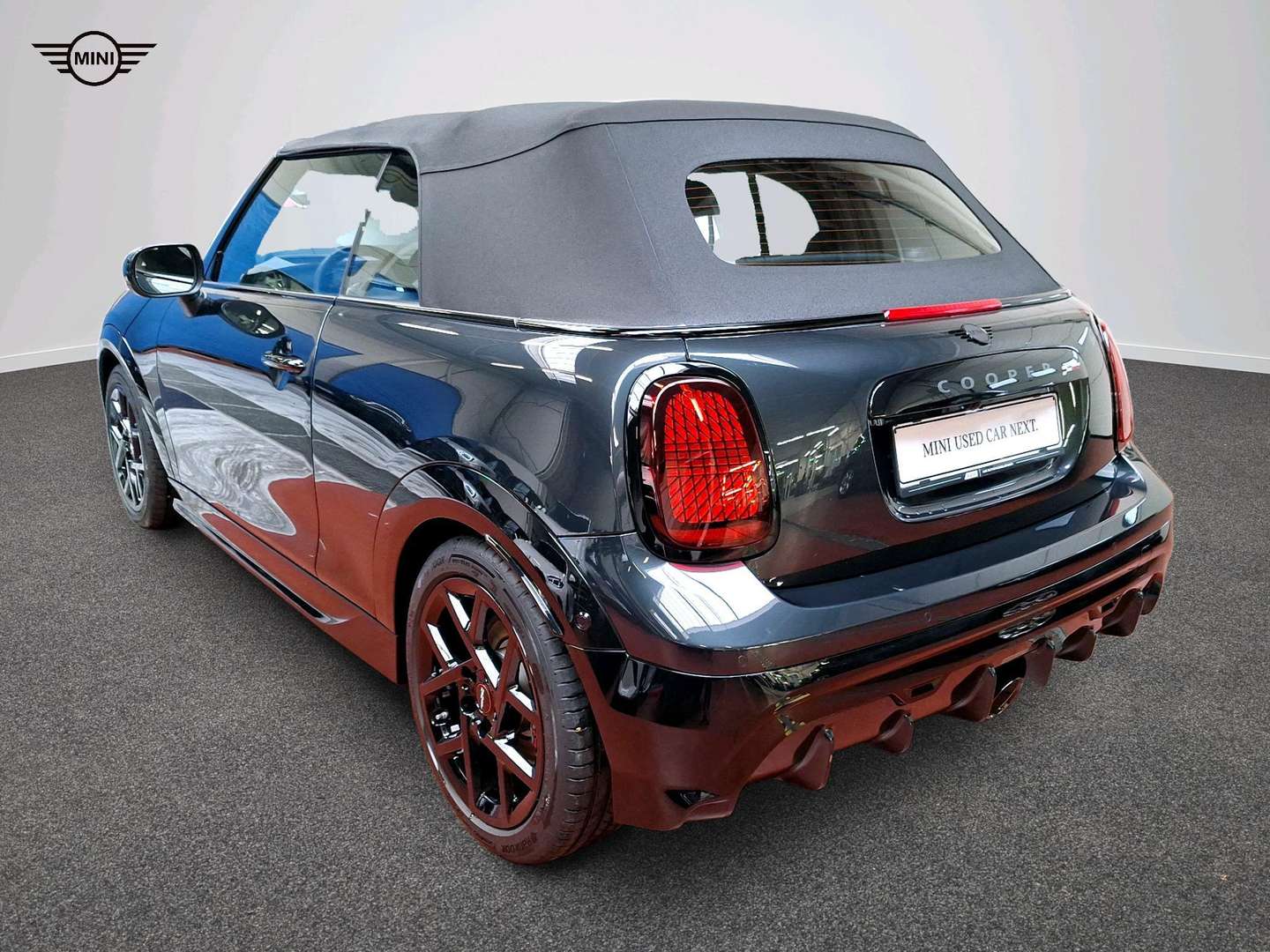 Mini Cabrio John Cooper Works - 2025 - Joinsteer - #4