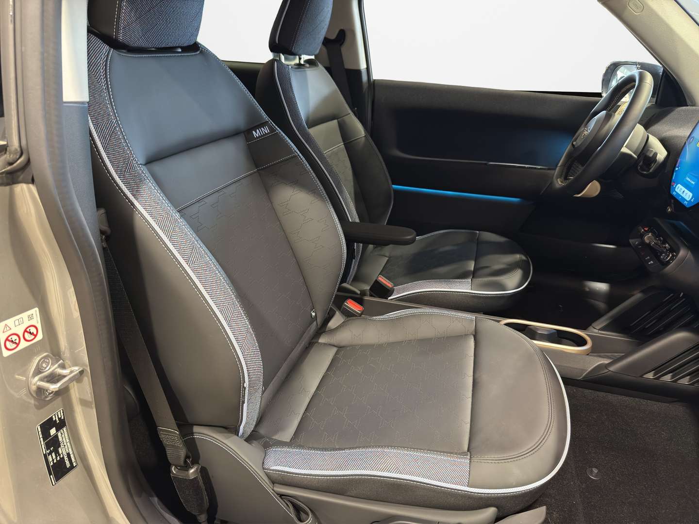 Mini Cooper E Classic Cooper - 2025 - Joinsteer - #15