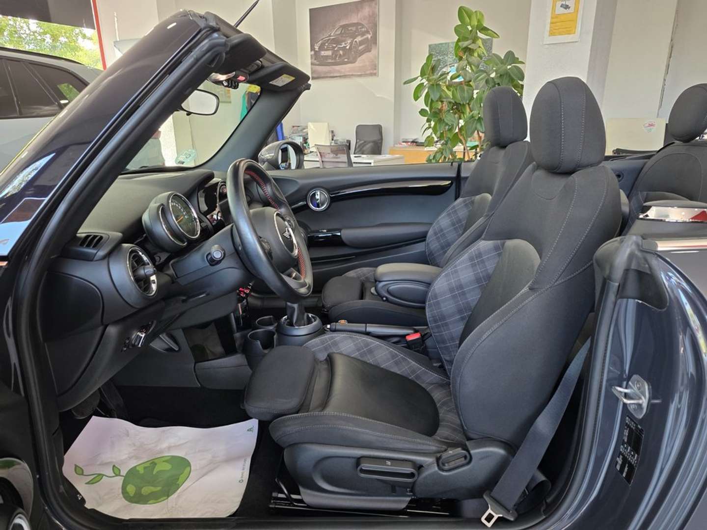 Mini Cabrio Cooper S - 2018 - Joinsteer - #35