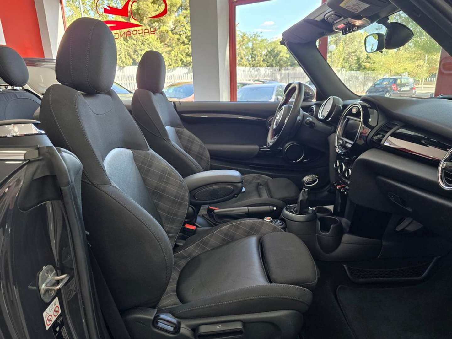 Mini Cabrio Cooper S - 2018 - Joinsteer - #40