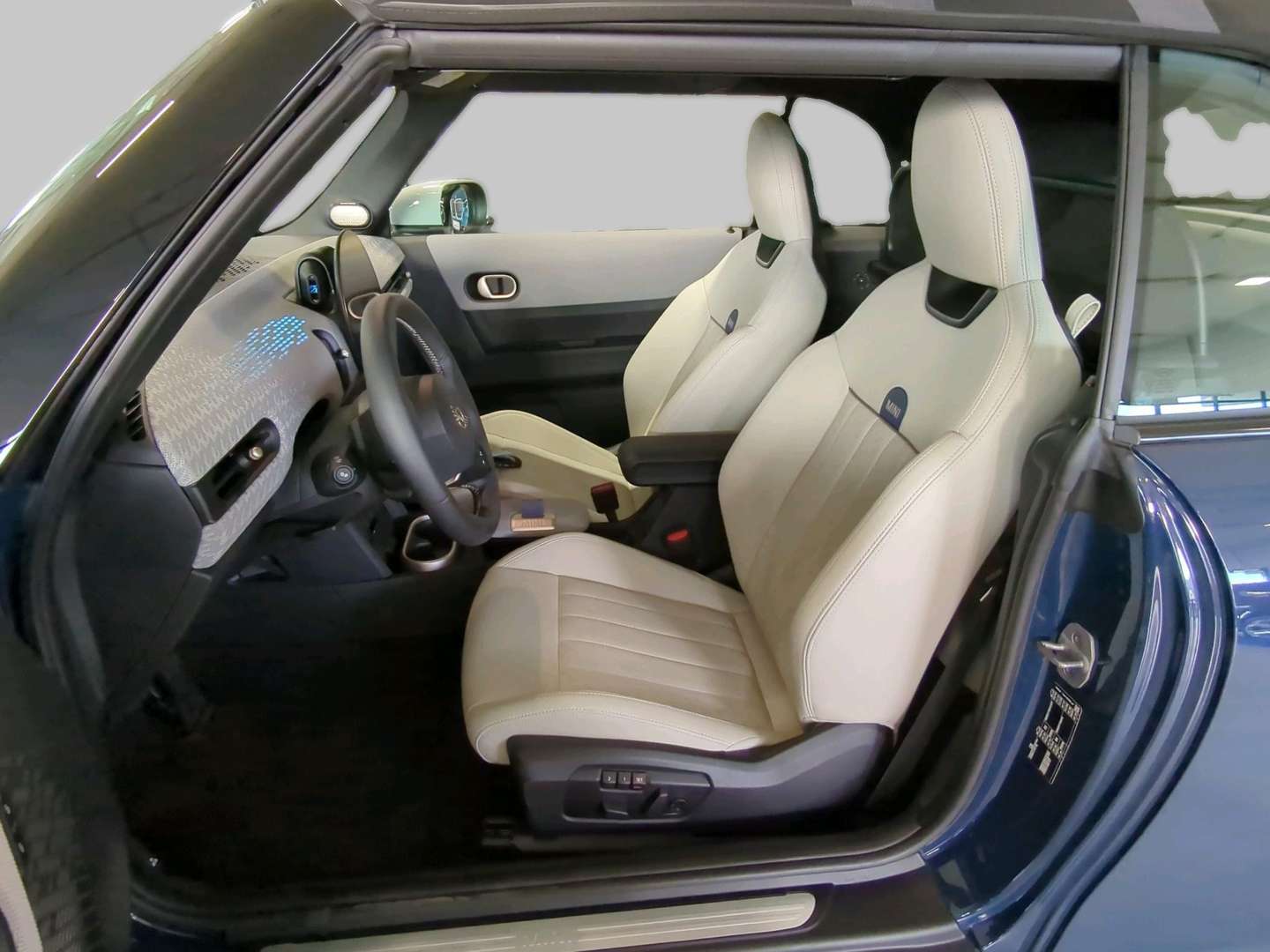 Mini Cabrio Favoured Cooper - 2024 - Joinsteer - #18