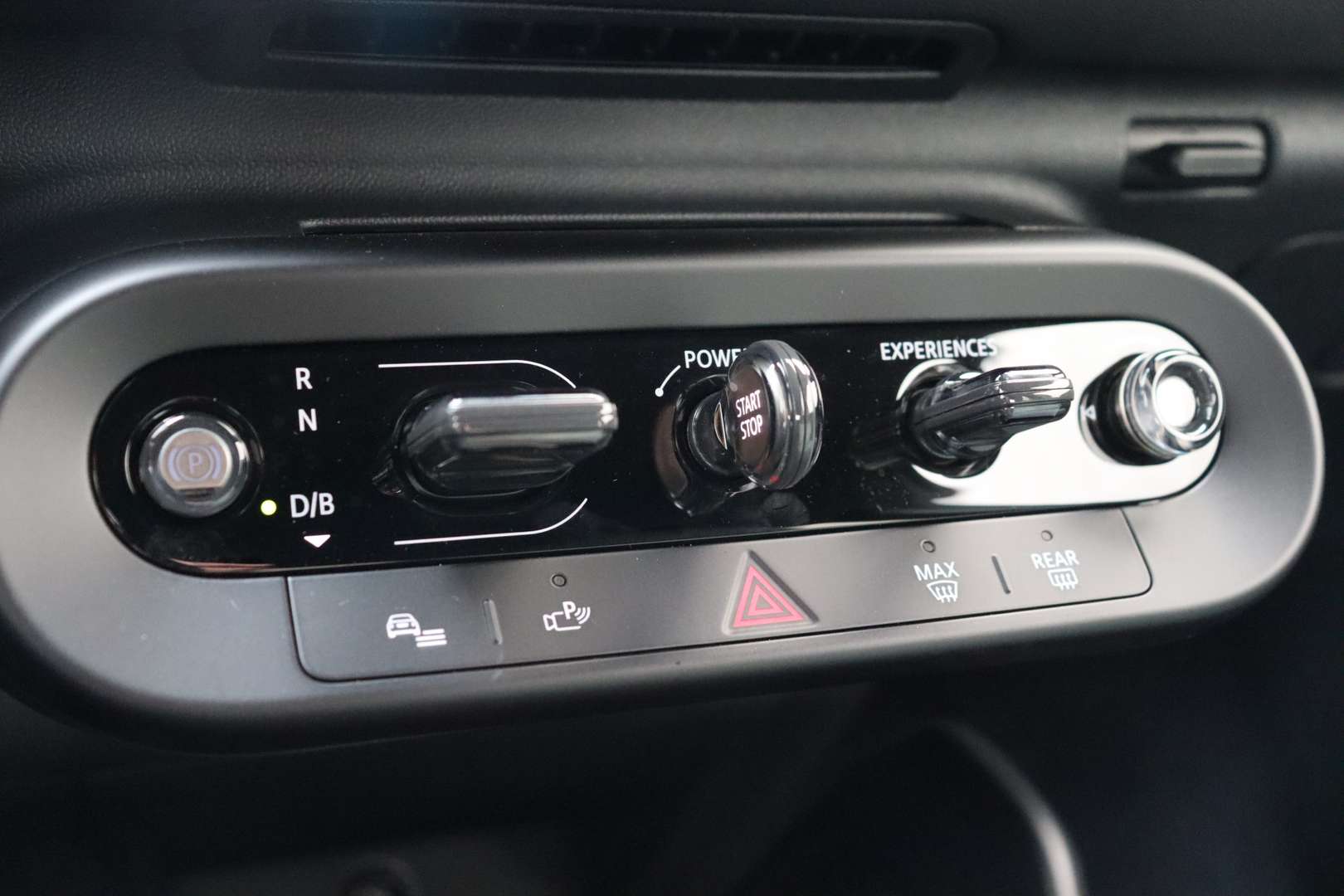 Mini Electric Essential Cooper E - 2026 - Joinsteer - #17