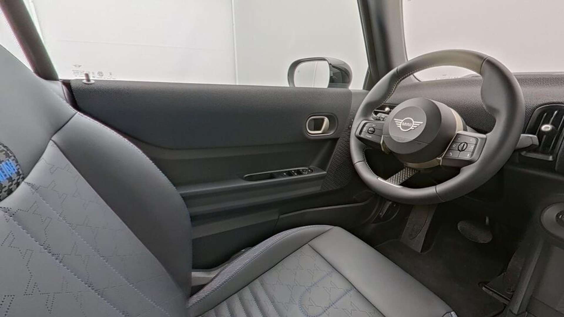 Mini Cabrio Classic Cooper S - 2025 - Joinsteer - #22