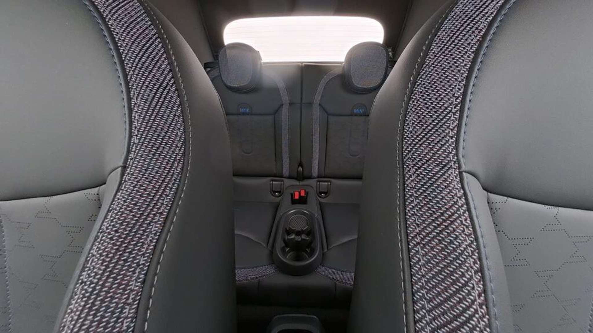 Mini Cabrio Classic Cooper S - 2025 - Joinsteer - #26