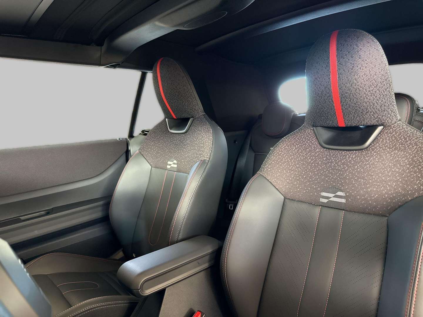 Mini Cabrio JCW Cooper - 2025 - Joinsteer - #14