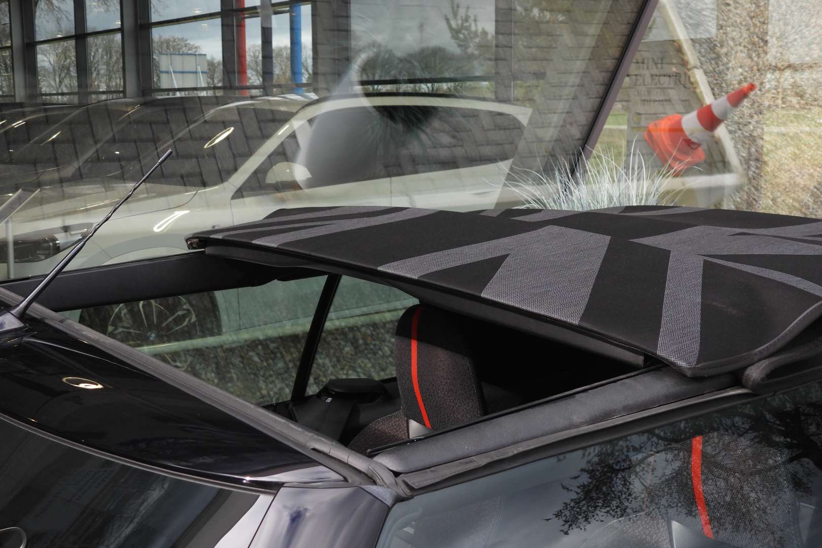 Mini Cabrio JCW John Cooper Works - 2025 - Joinsteer - #30