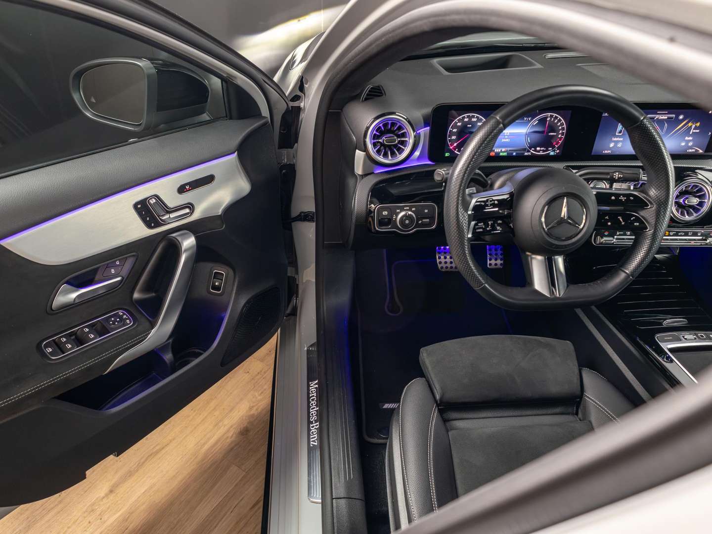 Mercedes Classe A 250 E 250 Premium Plus - 2025 - Joinsteer - #17