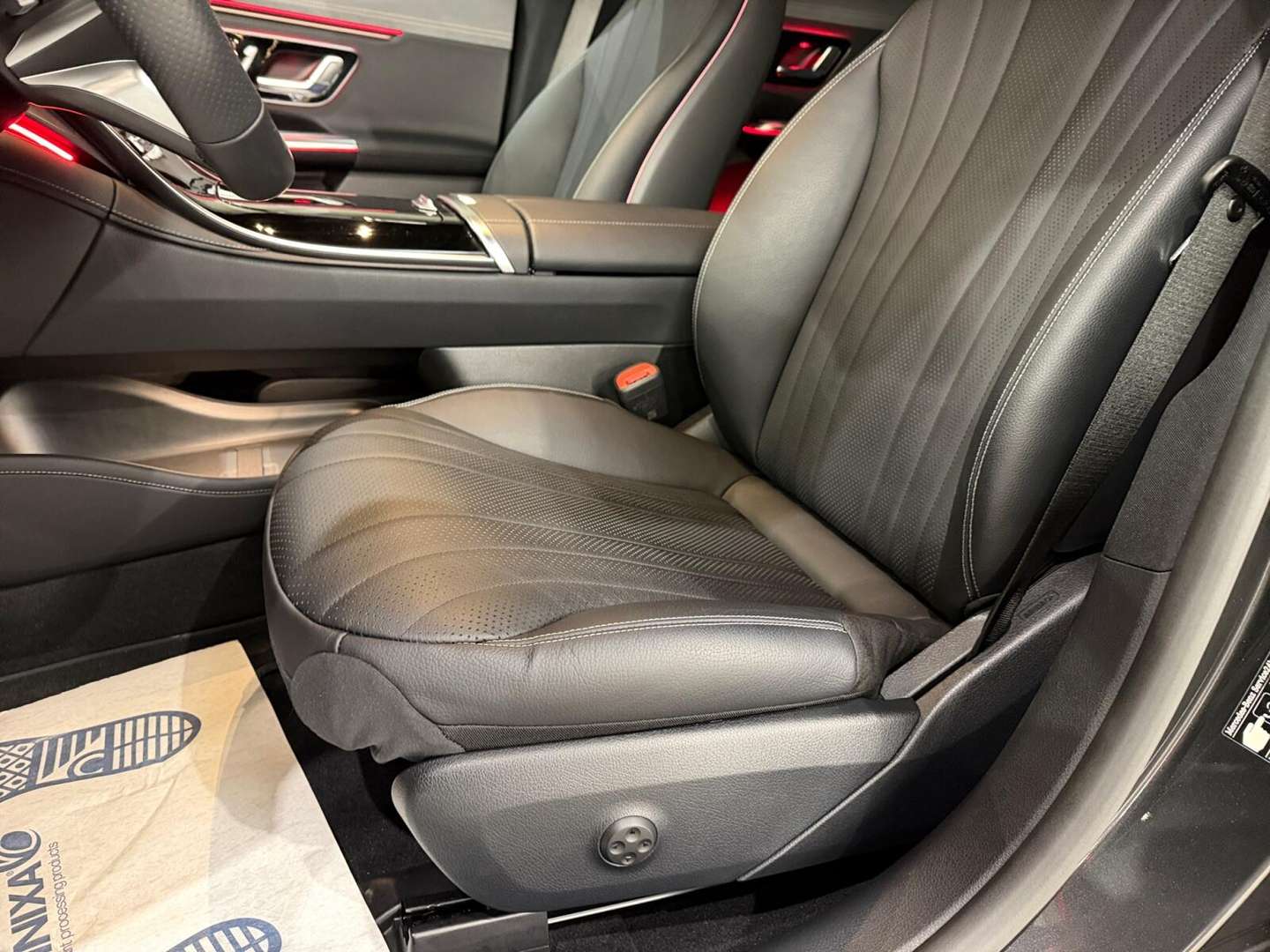 Mercedes EQE 300 AMG Line - 2024 - Joinsteer - #16