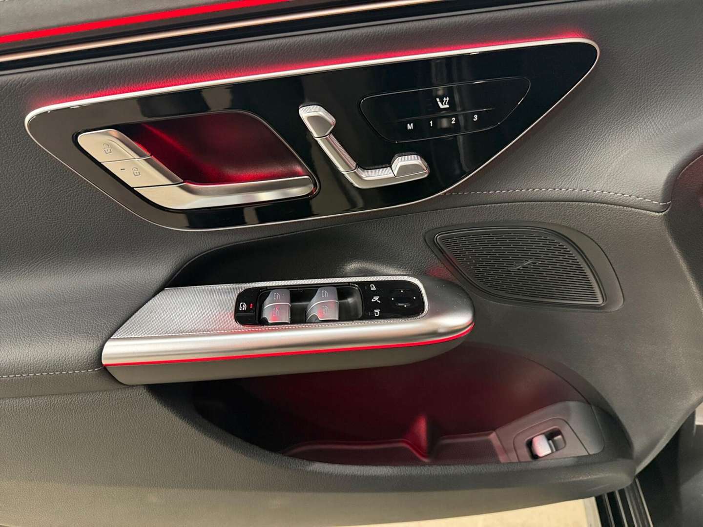 Mercedes EQE 300 AMG Line - 2024 - Joinsteer - #17