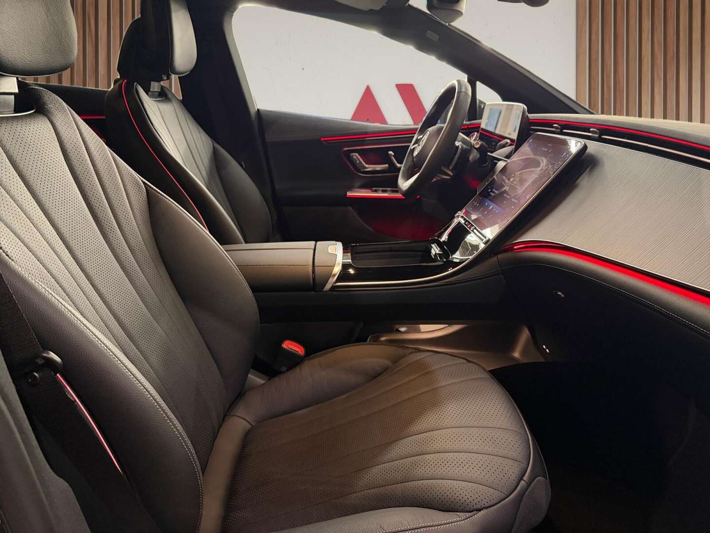 Mercedes EQE 300 AMG Line - 2024 - Joinsteer - #26