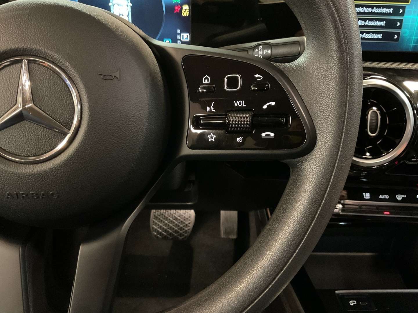 Mercedes CLA Shooting Break 180 - 2023 - Joinsteer - #18