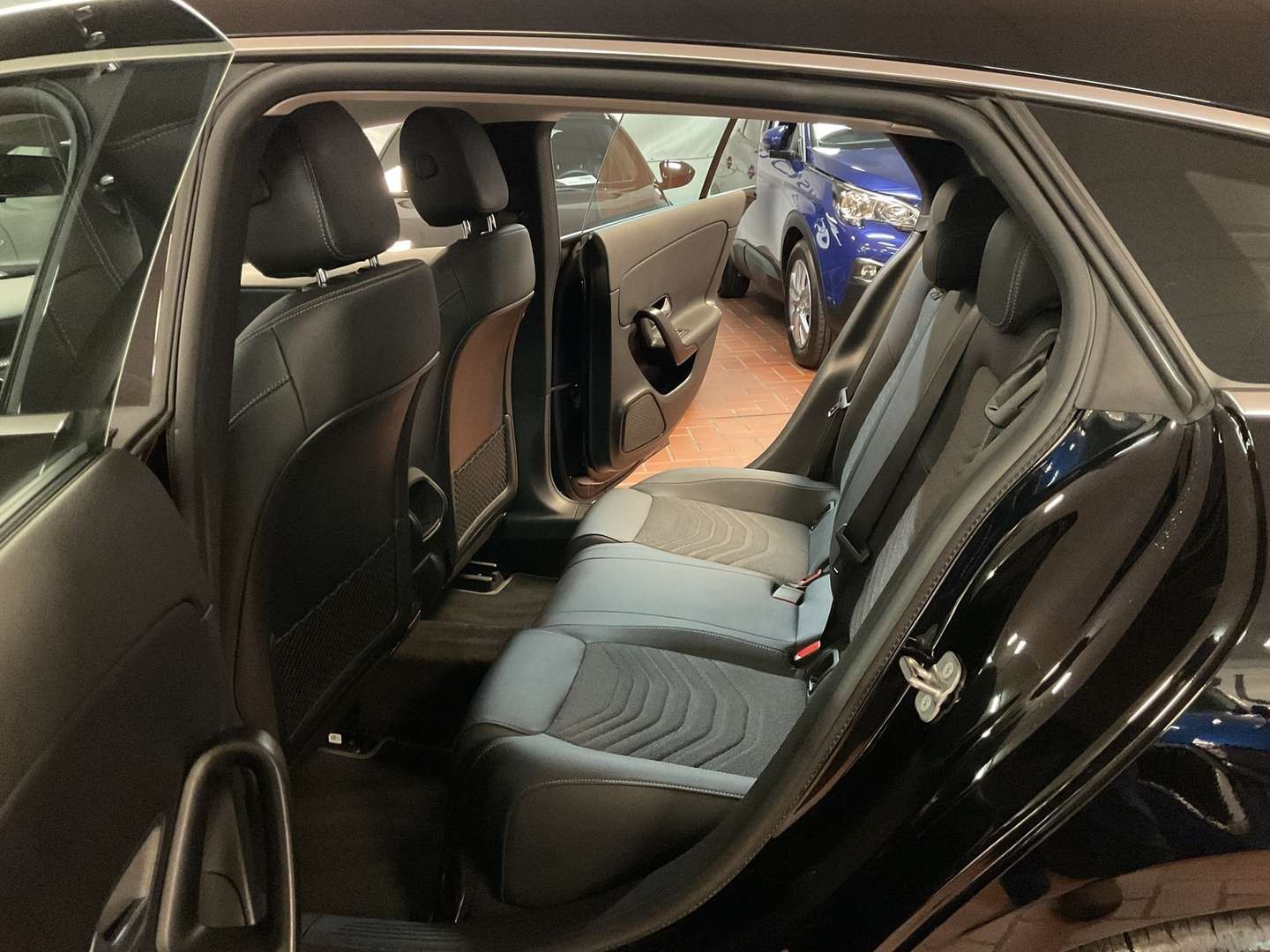 Mercedes CLA Shooting Break 180 - 2023 - Joinsteer - #24