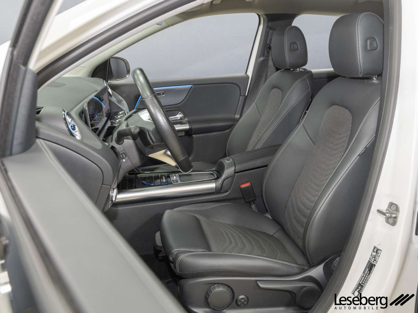 Mercedes GLA 200 200 Night - 2024 - Joinsteer - #11