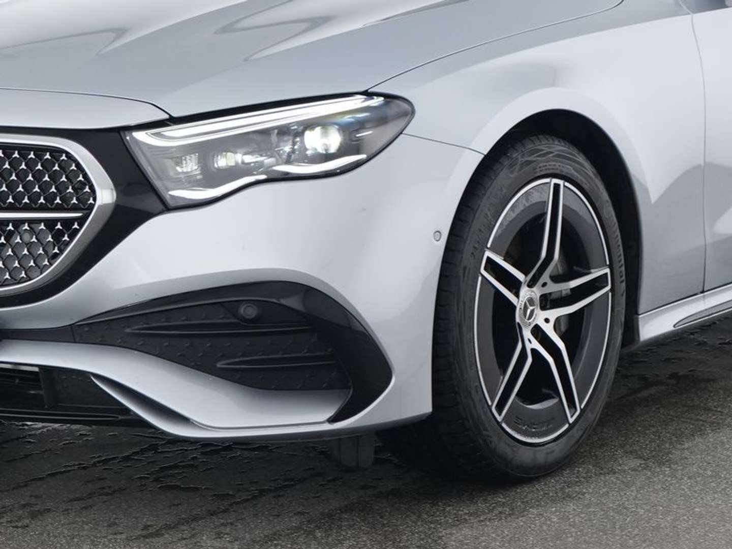 Mercedes Classe E 220 Night Edition - 2025 - Joinsteer - #3