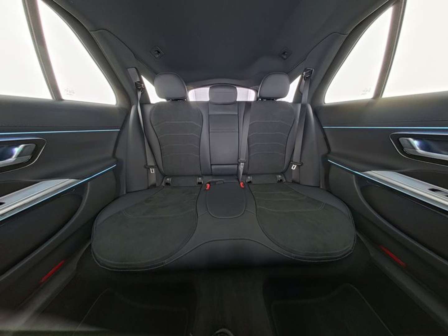 Mercedes Classe E 220 Night Edition - 2025 - Joinsteer - #8