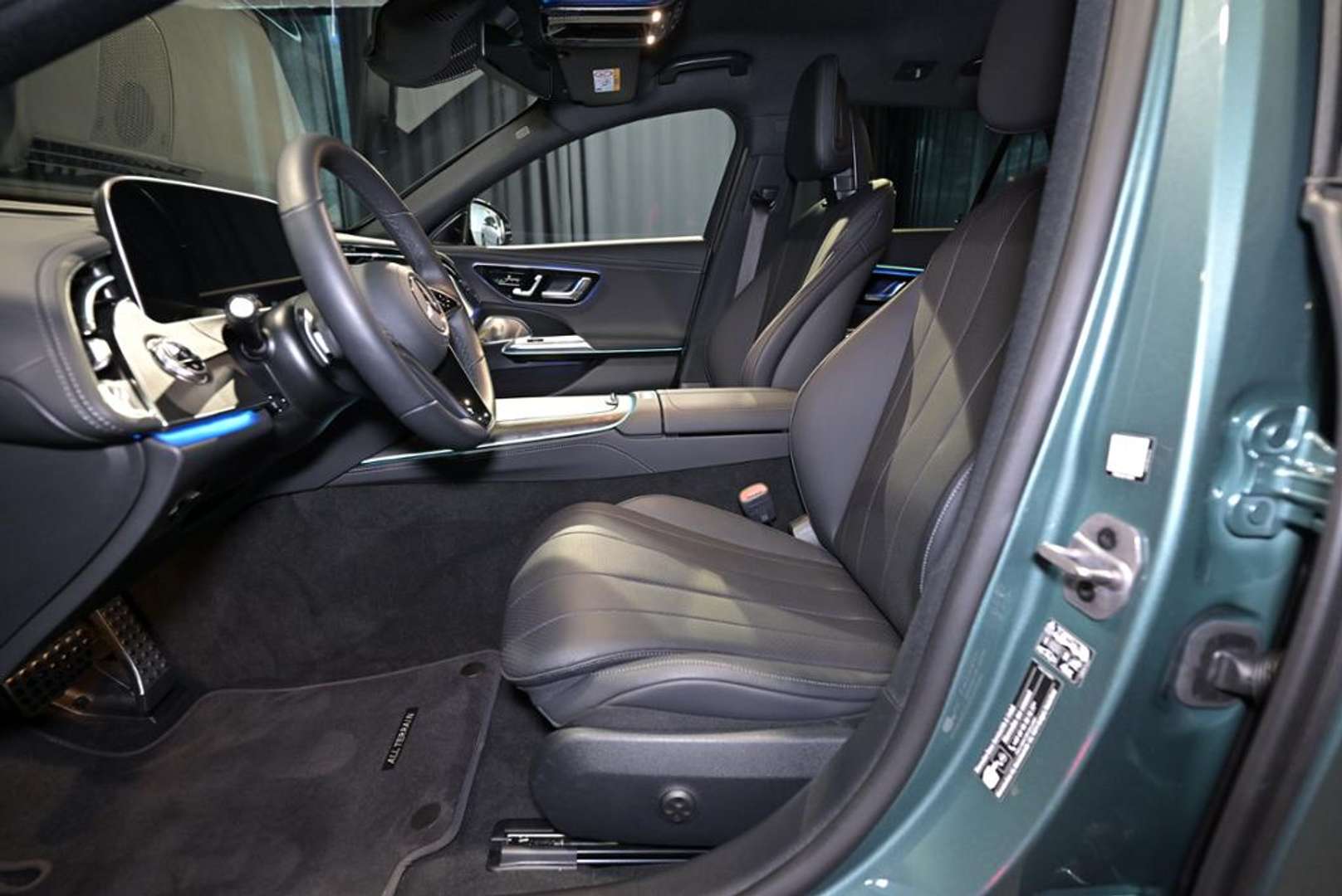 Mercedes Classe E 300 Avantgarde - 2025 - Joinsteer - #3