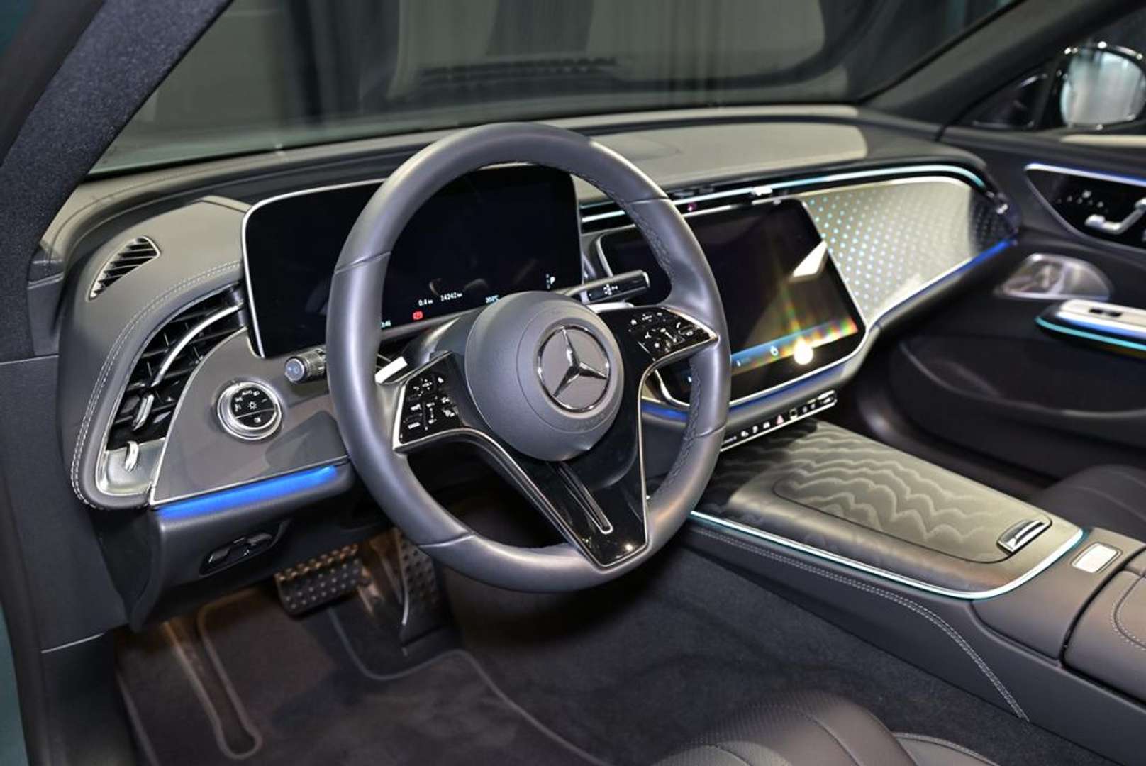 Mercedes Classe E 300 Avantgarde - 2025 - Joinsteer - #7