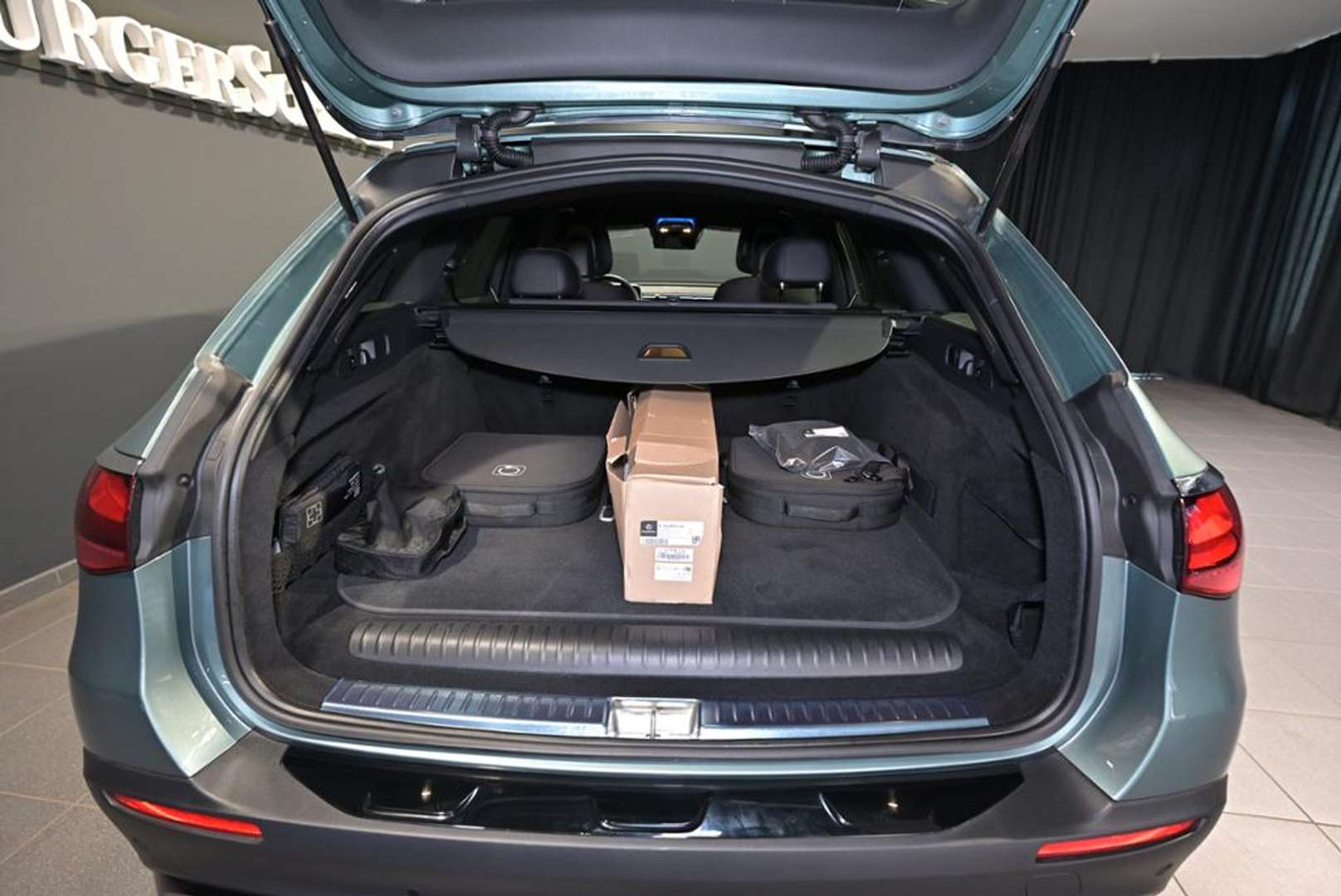 Mercedes Classe E 300 Avantgarde - 2025 - Joinsteer - #13