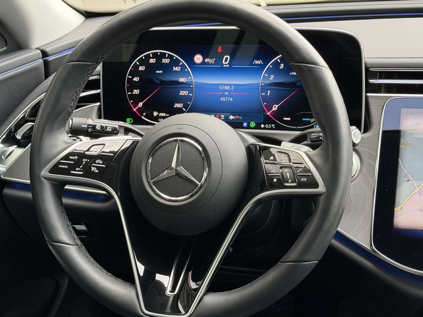 Mercedes Classe E 200 AVANTGARDE - 2024 - Joinsteer - #17