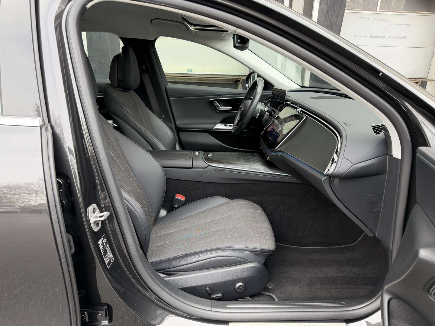 Mercedes Classe E 200 AVANTGARDE - 2024 - Joinsteer - #22