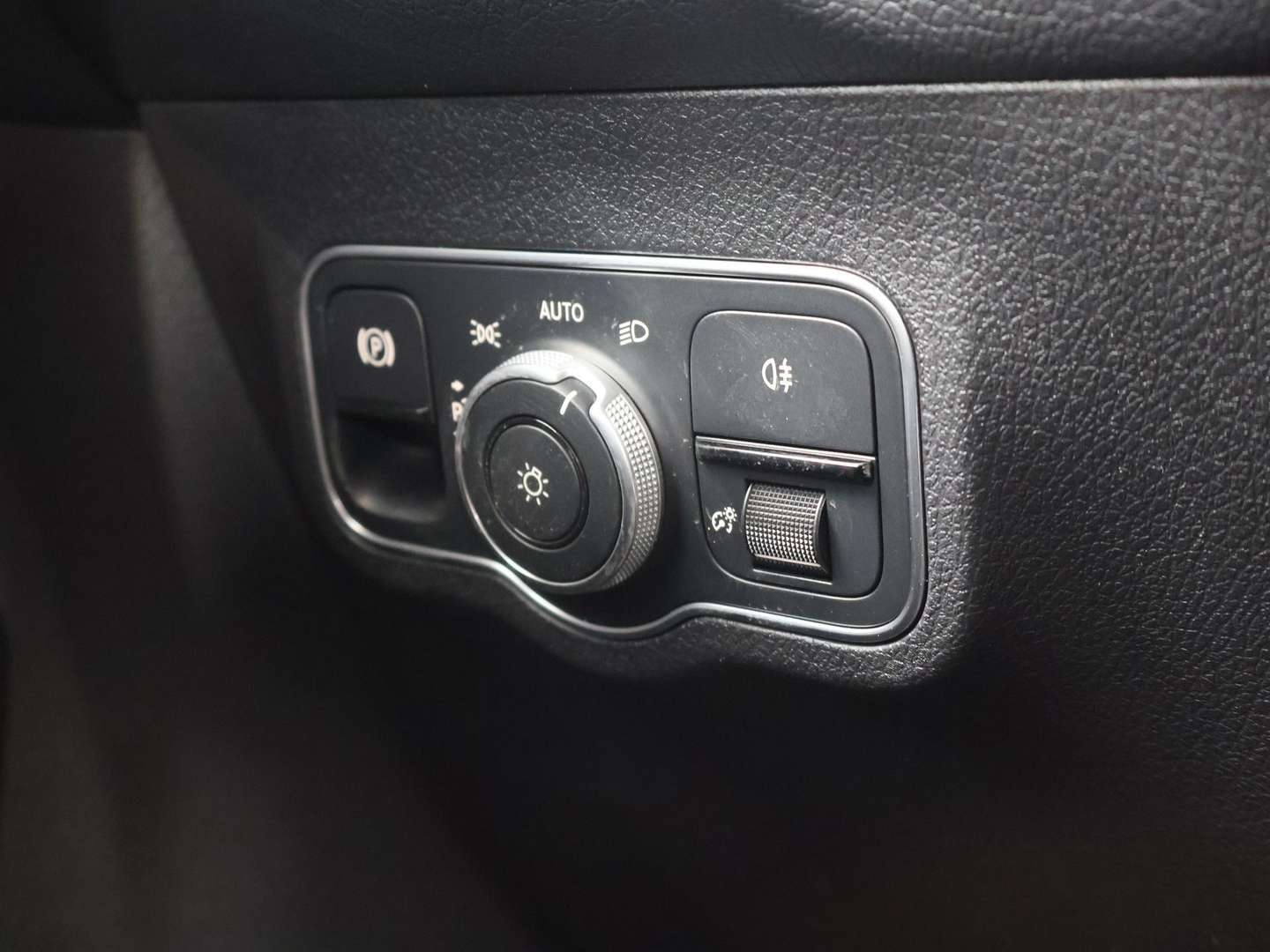 Mercedes GLB 180 Business - 2025 - Joinsteer - #20