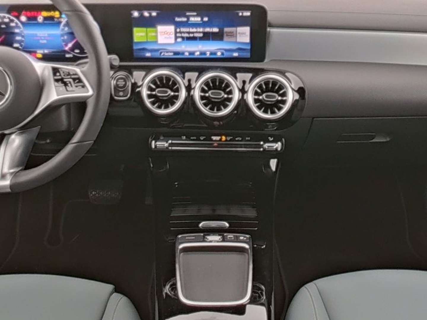 Mercedes CLA Shooting Break 180 Night Edition - 2024 - Joinsteer - #3