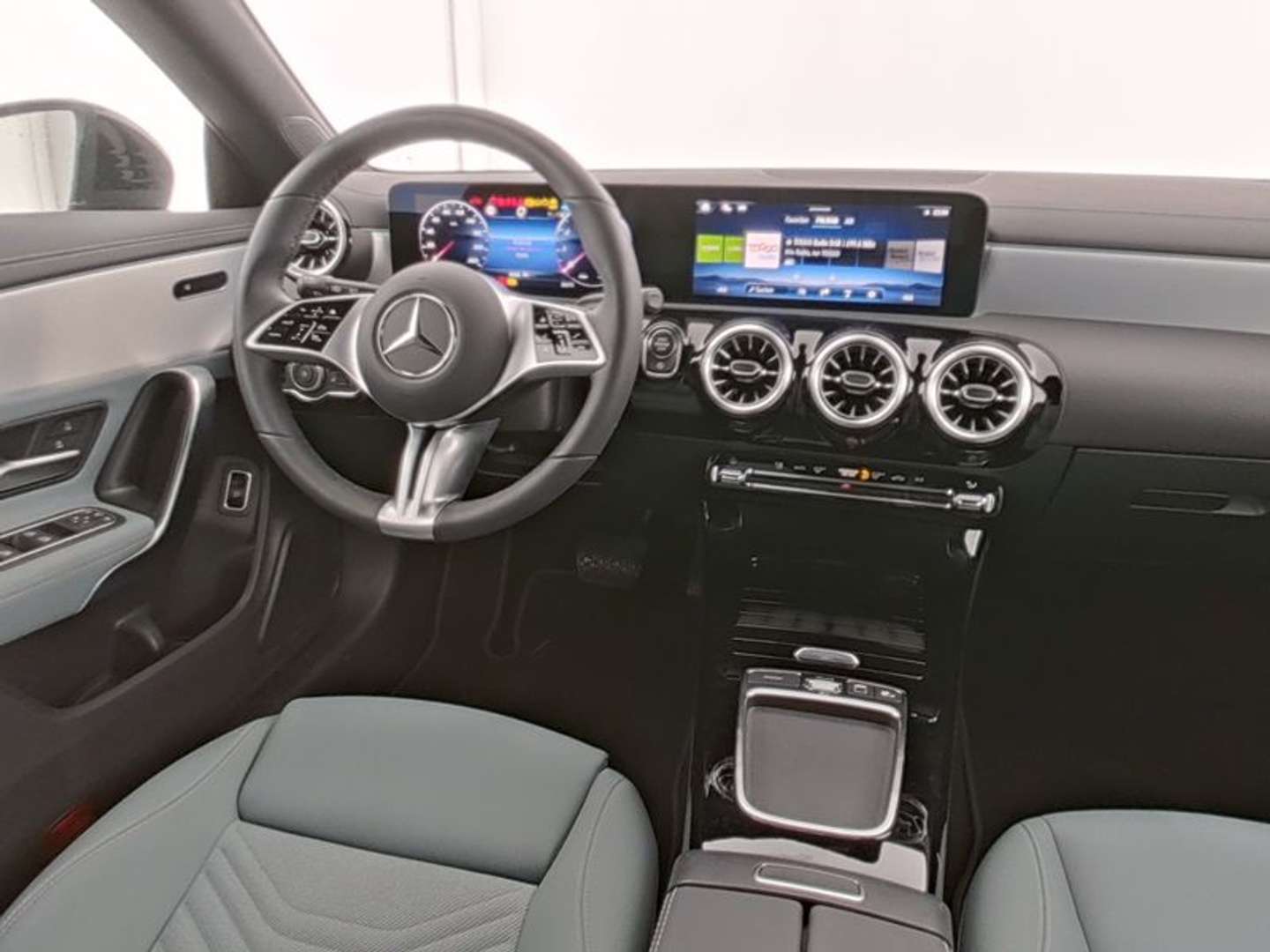 Mercedes CLA Shooting Break 180 Night Edition - 2024 - Joinsteer - #4