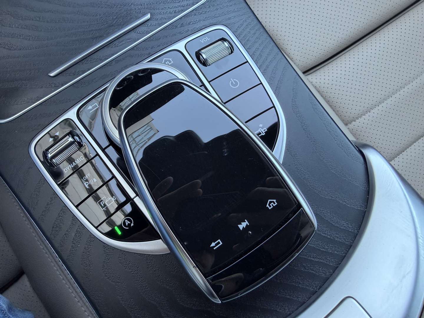 Mercedes Classe C Coupé 220 AMG Line - 2023 - Joinsteer - #38