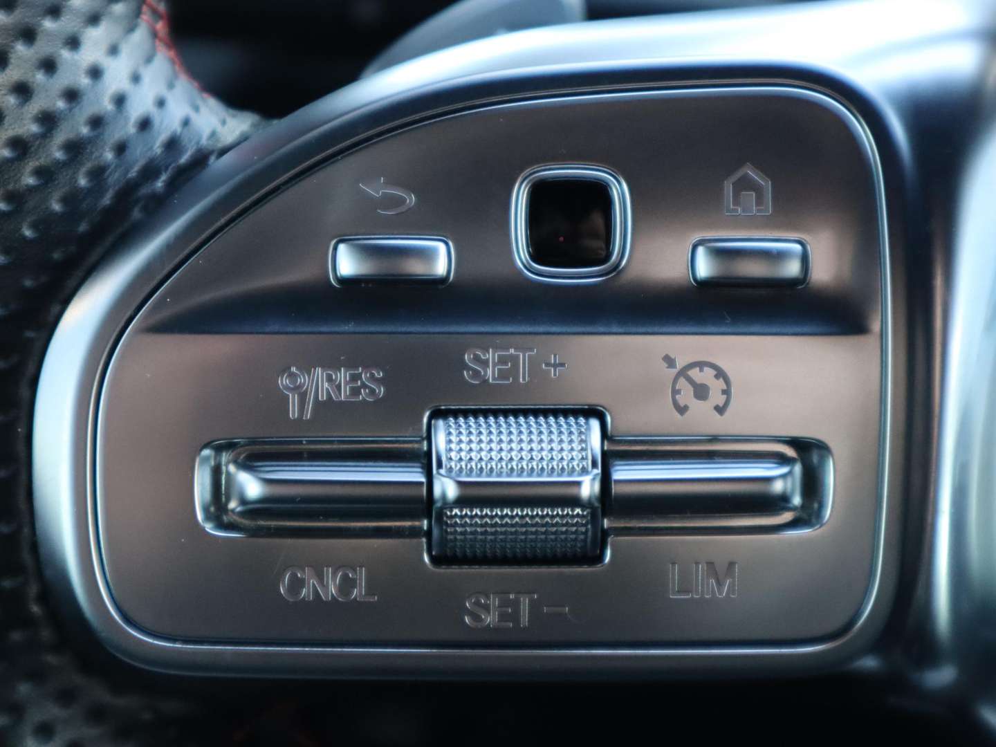 Mercedes EQA 250+ AMG Line - 2021 - Joinsteer - #17