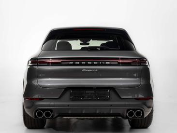 Porsche Cayenne III E-Hybrid — photo 11