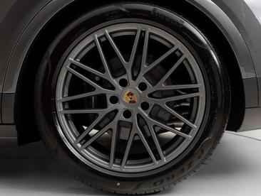 Porsche Cayenne III E-Hybrid — photo 19