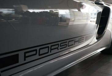 Porsche 718 Boxster Base Style Edition — photo 28