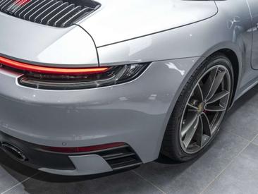 Porsche 992 II Carrera 4S — photo 3