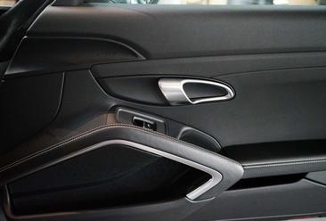 Porsche 718 Boxster Base Style Edition — photo 32