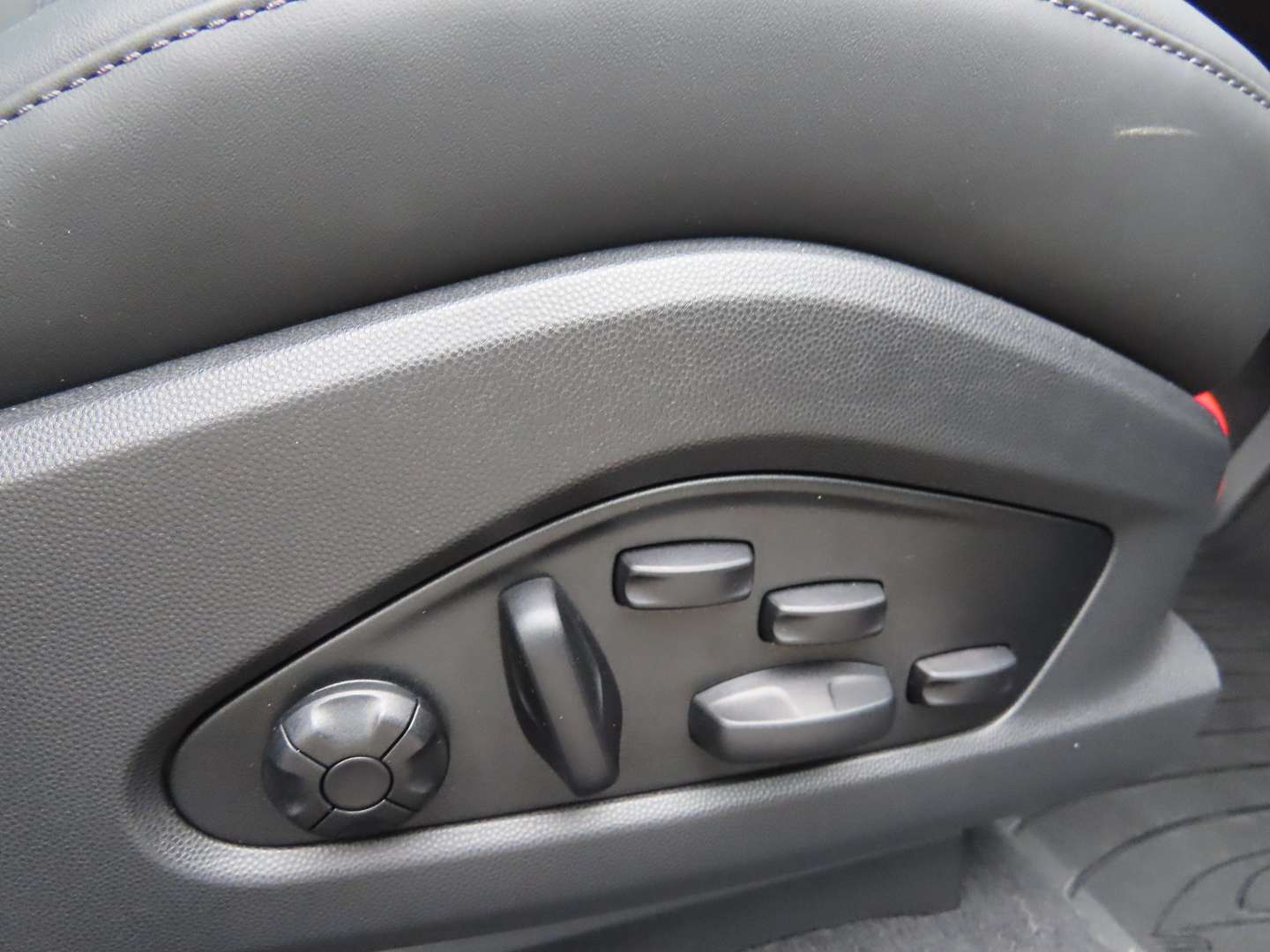 Porsche Macan II Turbo - 2025 - Joinsteer - #6