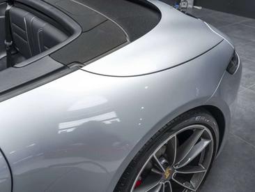 Porsche 992 II Carrera 4S — photo 18