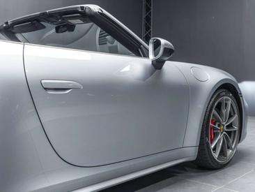 Porsche 992 II Carrera 4S — photo 42