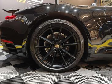 Porsche 992 I Carrera — photo 23