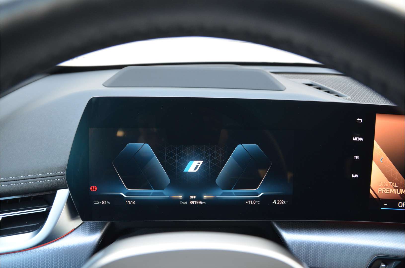 BMW IX1 XDrive30 - 2024 - Joinsteer - #16