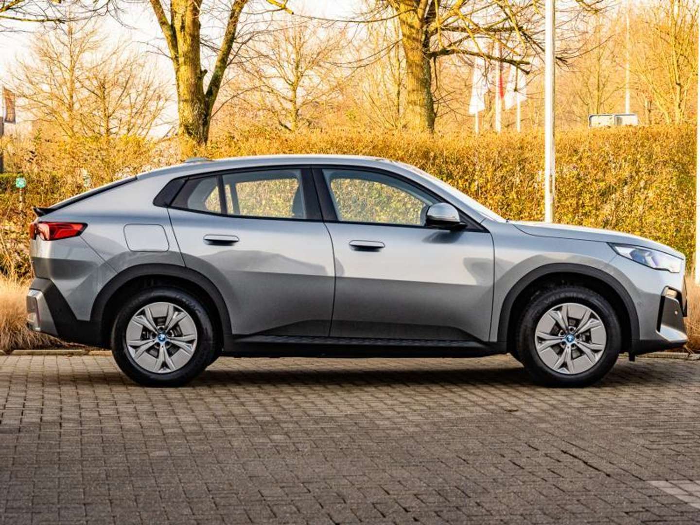 BMW IX2 EDrive20 - 2025 - Joinsteer - #3