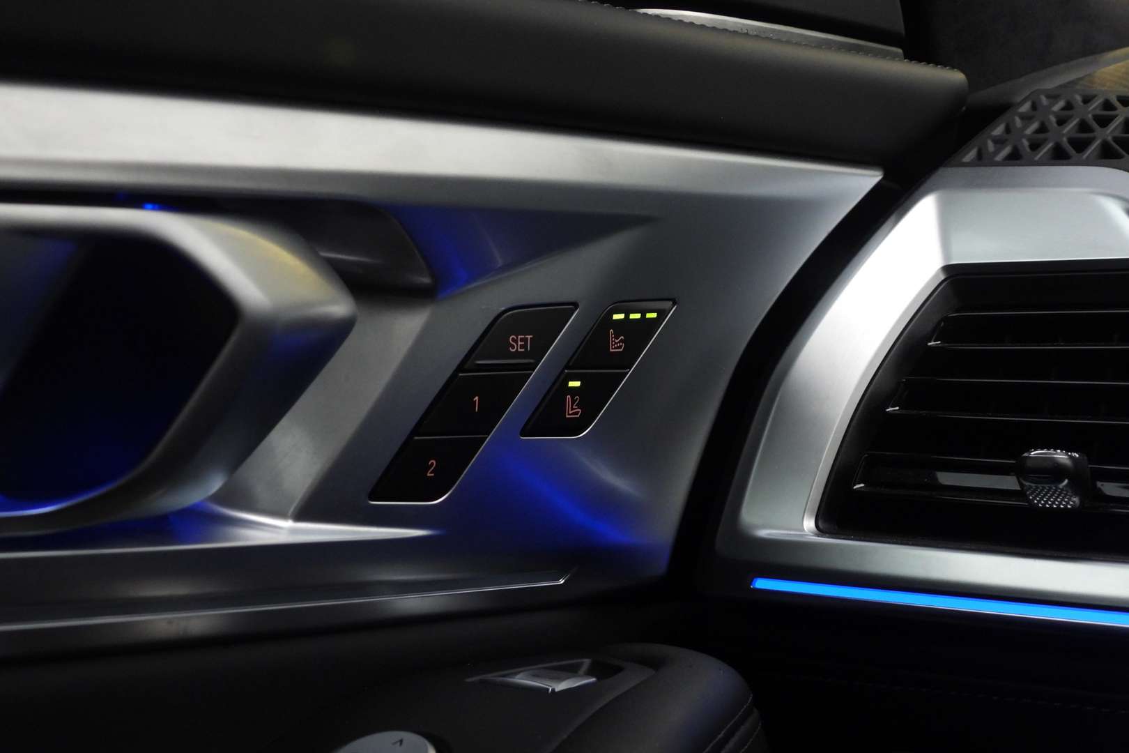 BMW XM High Executive PHEV - 2023 - Joinsteer - #44