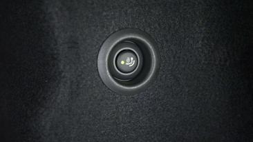 BMW 218d — photo 11