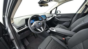 BMW 218d — photo 19