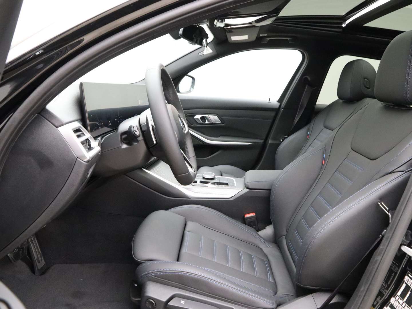 BMW Série 3 Touring M Sport 330e - 2026 - Joinsteer - #5