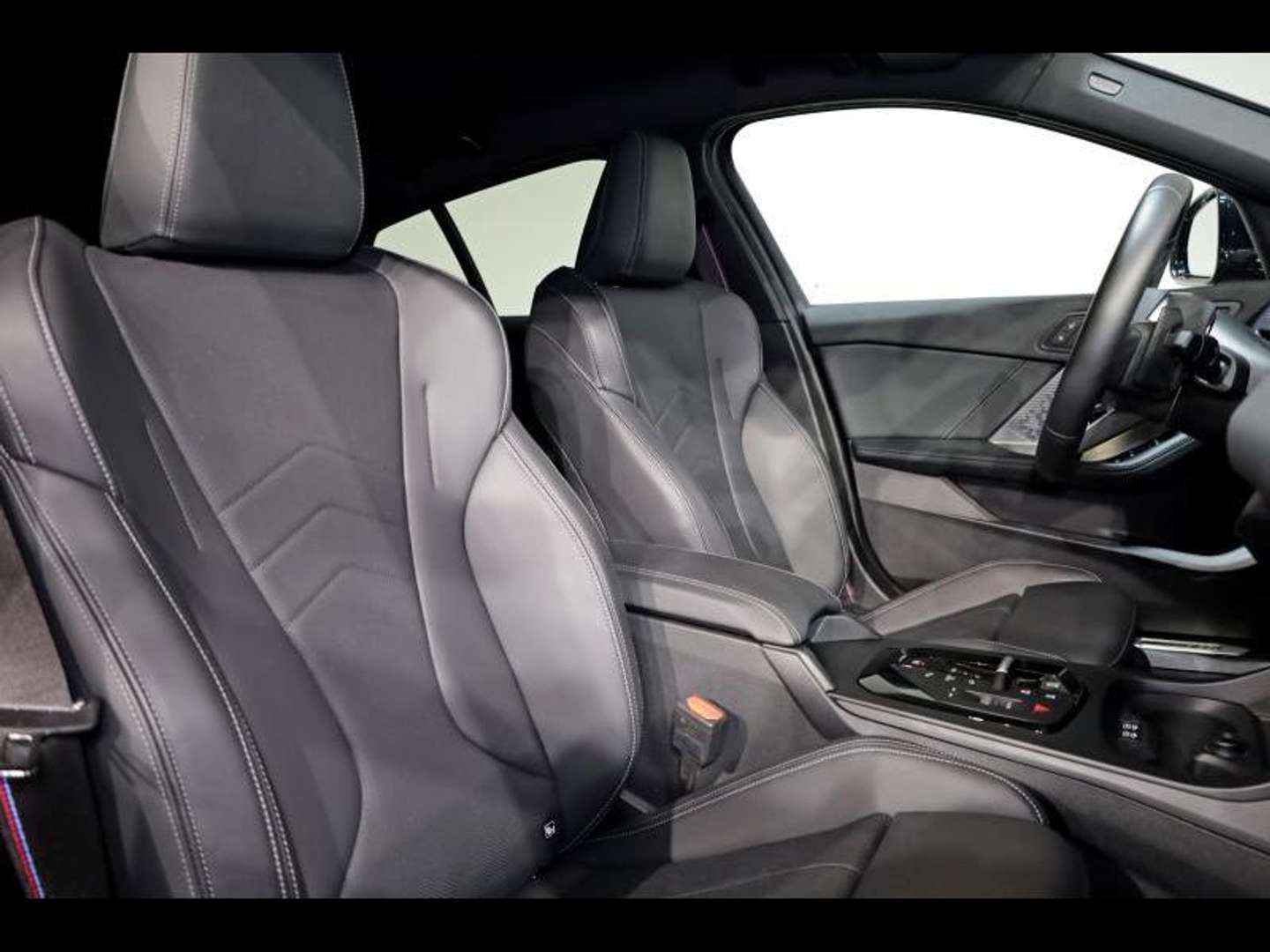 BMW 116 Hatch M Sport 116i - 2025 - Joinsteer - #11