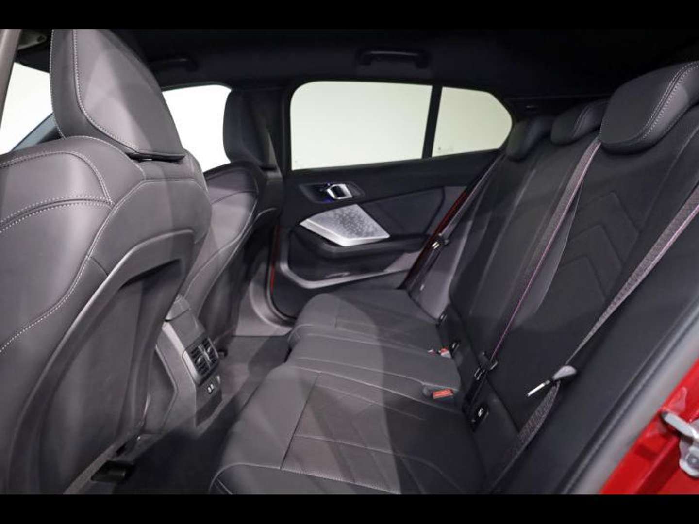 BMW 116 Hatch M Sport - 2025 - Joinsteer - #11